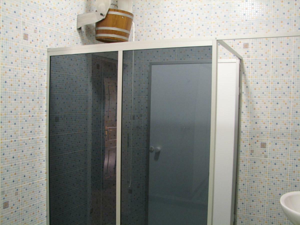 Hotel Fortuna Dávod Esterno foto